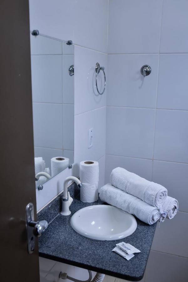 Tangara Hotel Paraiso do Tocantins Экстерьер фото